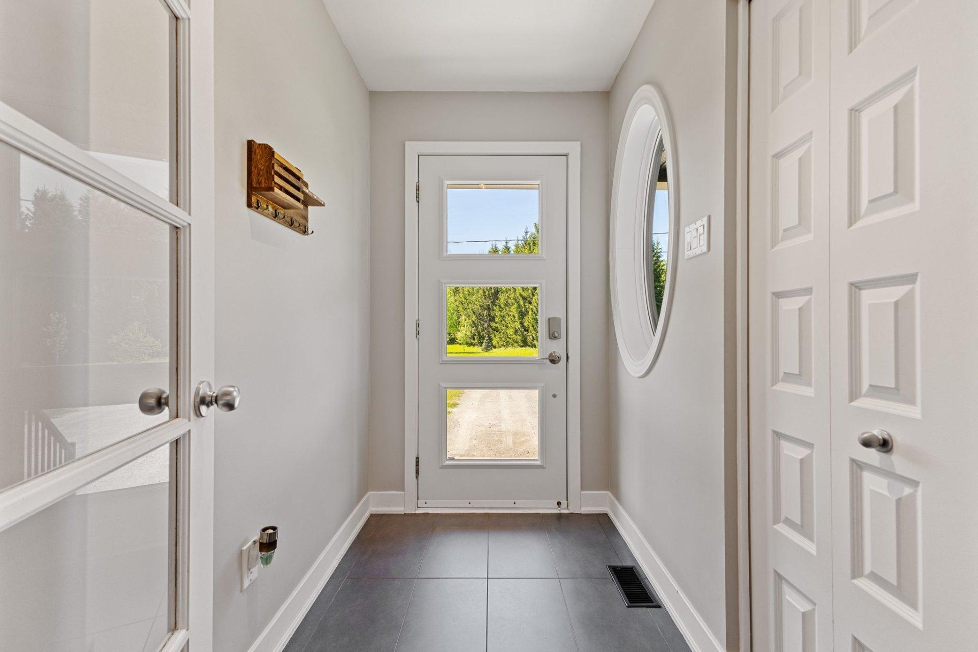 









7


Imp. de Charlesbourg

,
Cantley,




QC
J8V3M7

