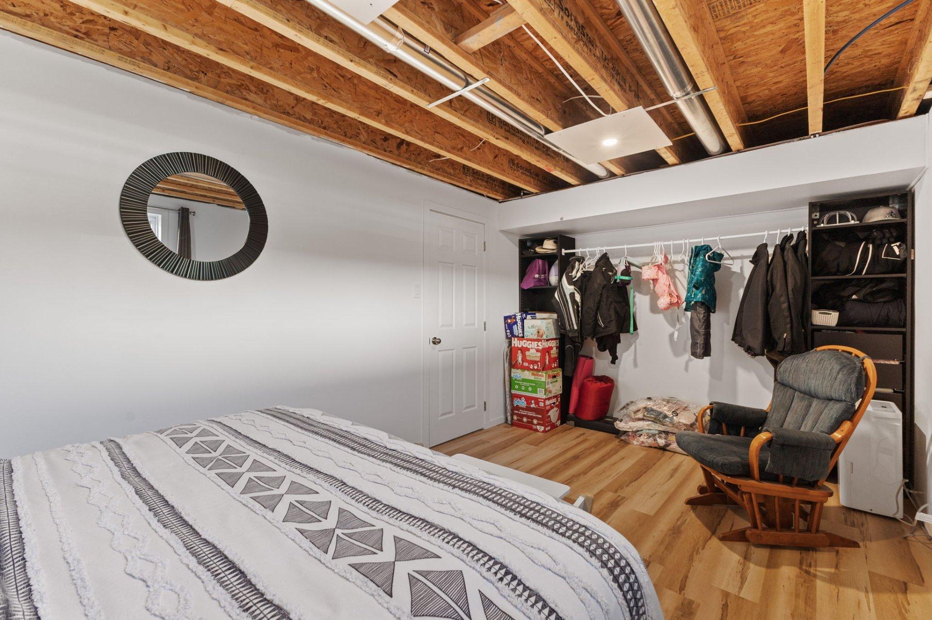 









7


Imp. de Charlesbourg

,
Cantley,




QC
J8V3M7

