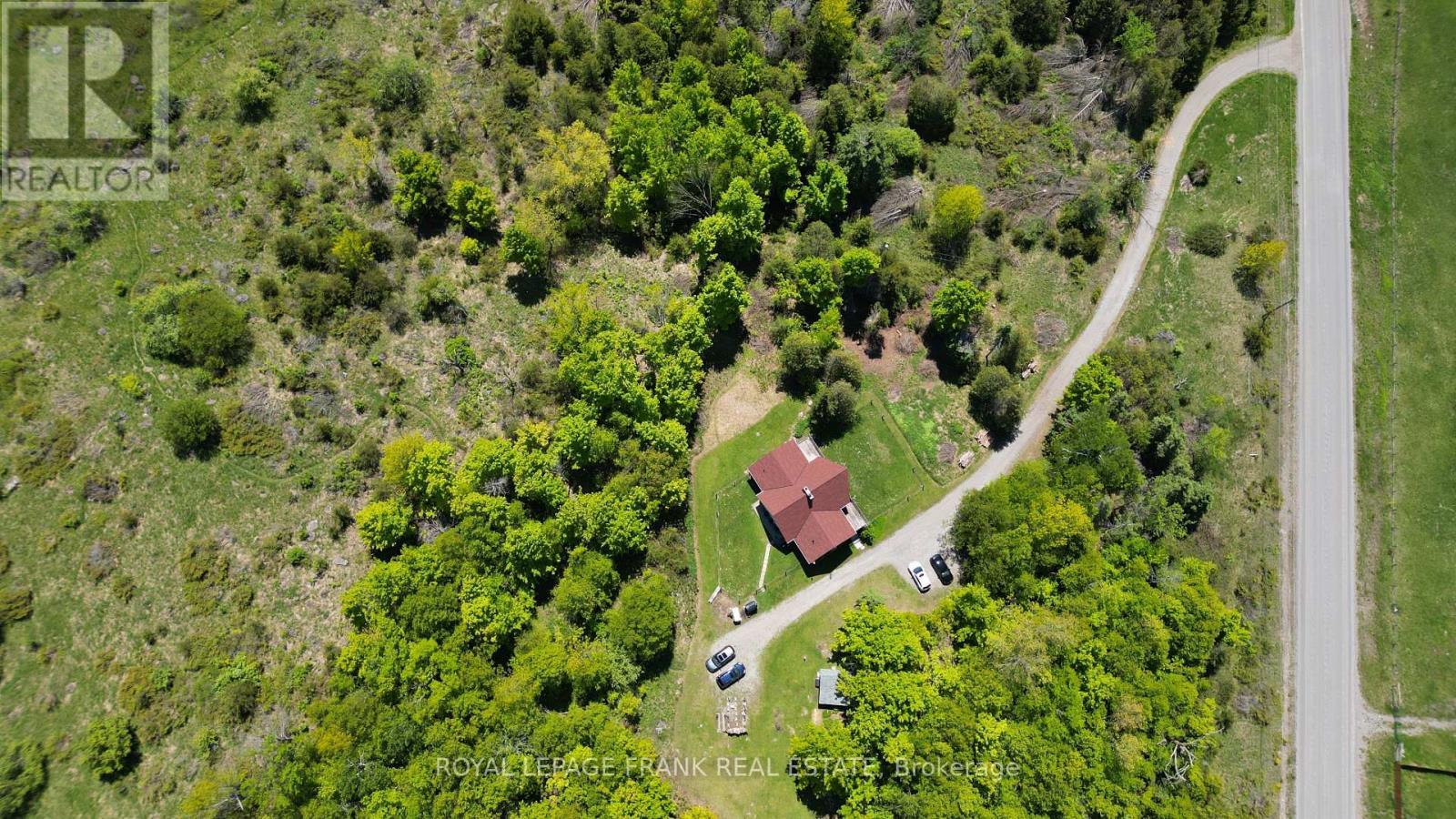 












884 CENTRE LINE ROAD

,
Marmora and Lake (Marmora Ward),




Ontario
K0K2M0

