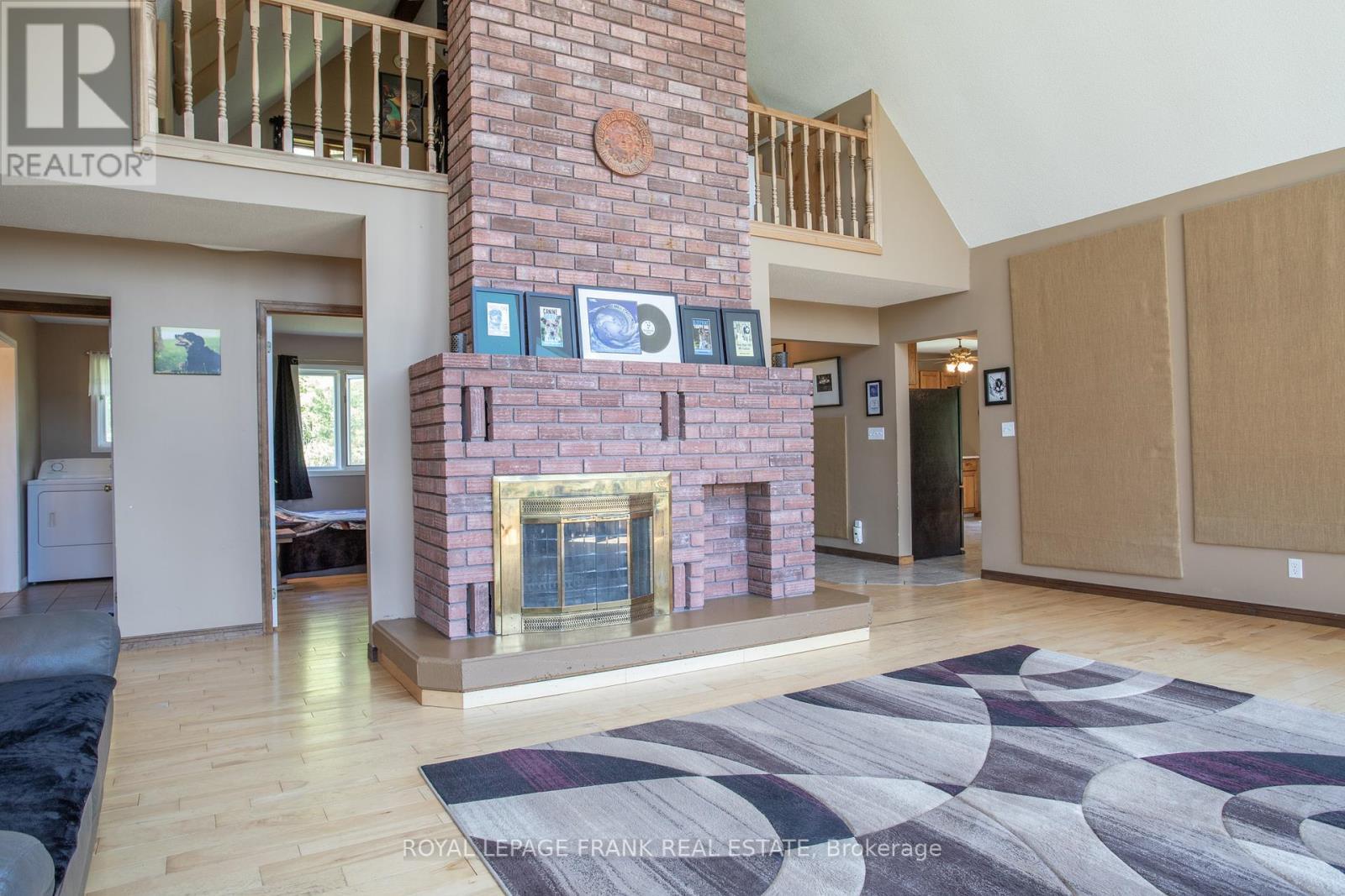 












884 CENTRE LINE ROAD

,
Marmora and Lake (Marmora Ward),




Ontario
K0K2M0

