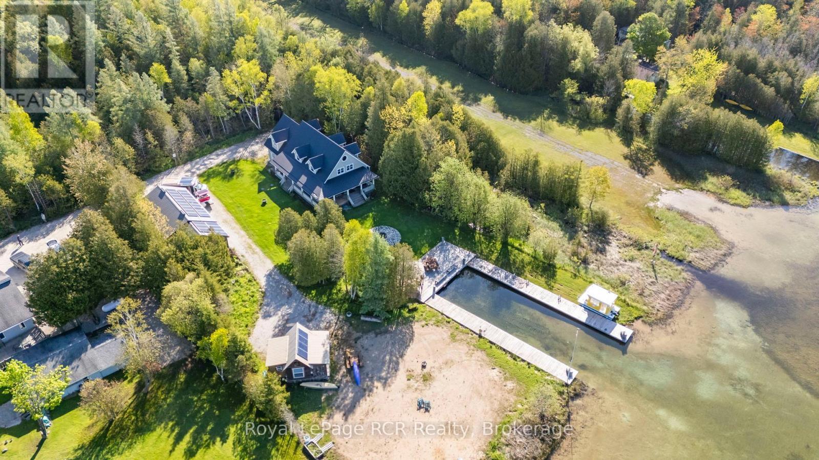 












149 GLENDALE AIRPORT ROAD

,
Chatsworth,




Ontario
N0H1R0


