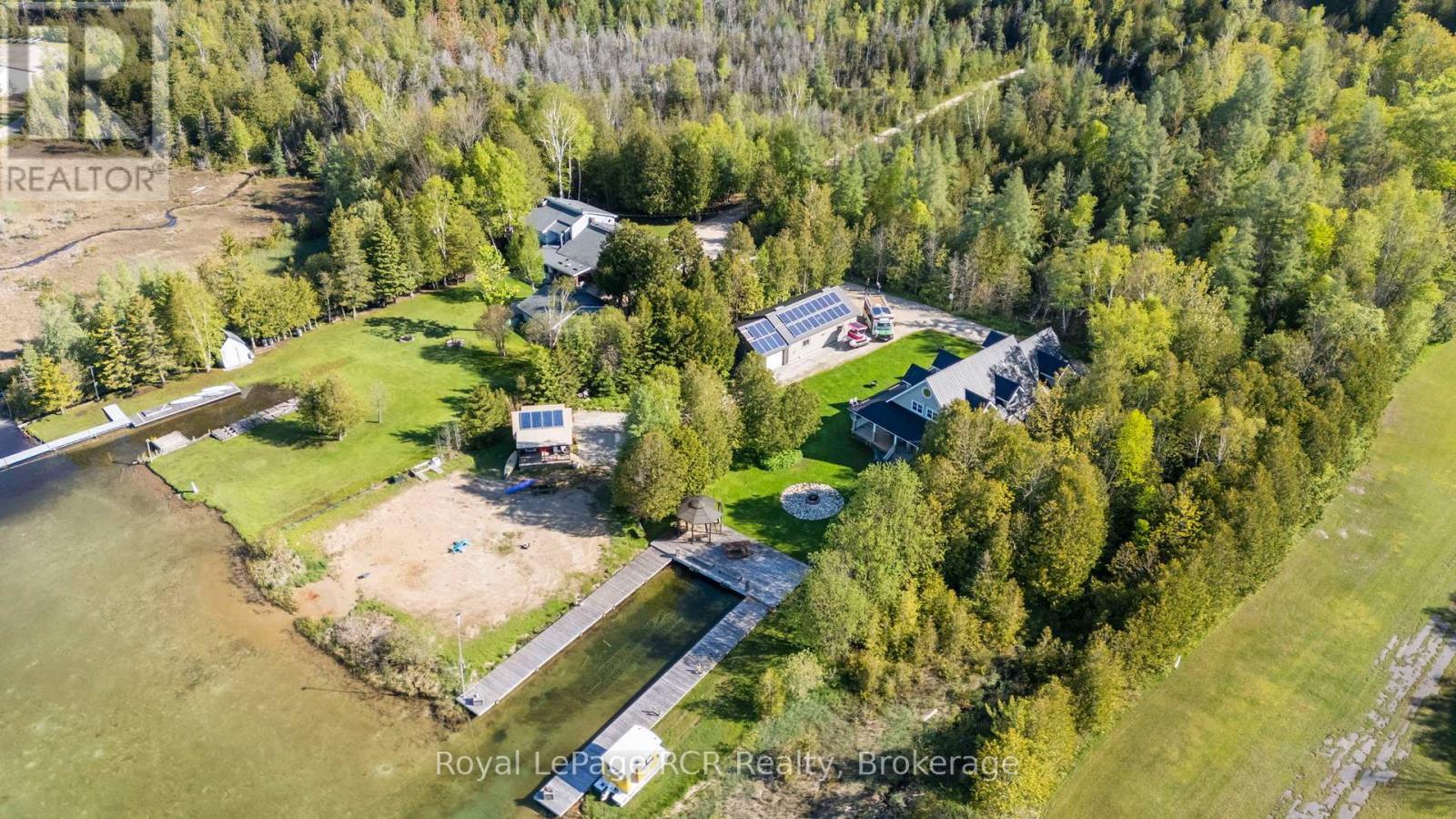 












149 GLENDALE AIRPORT ROAD

,
Chatsworth,




Ontario
N0H1R0

