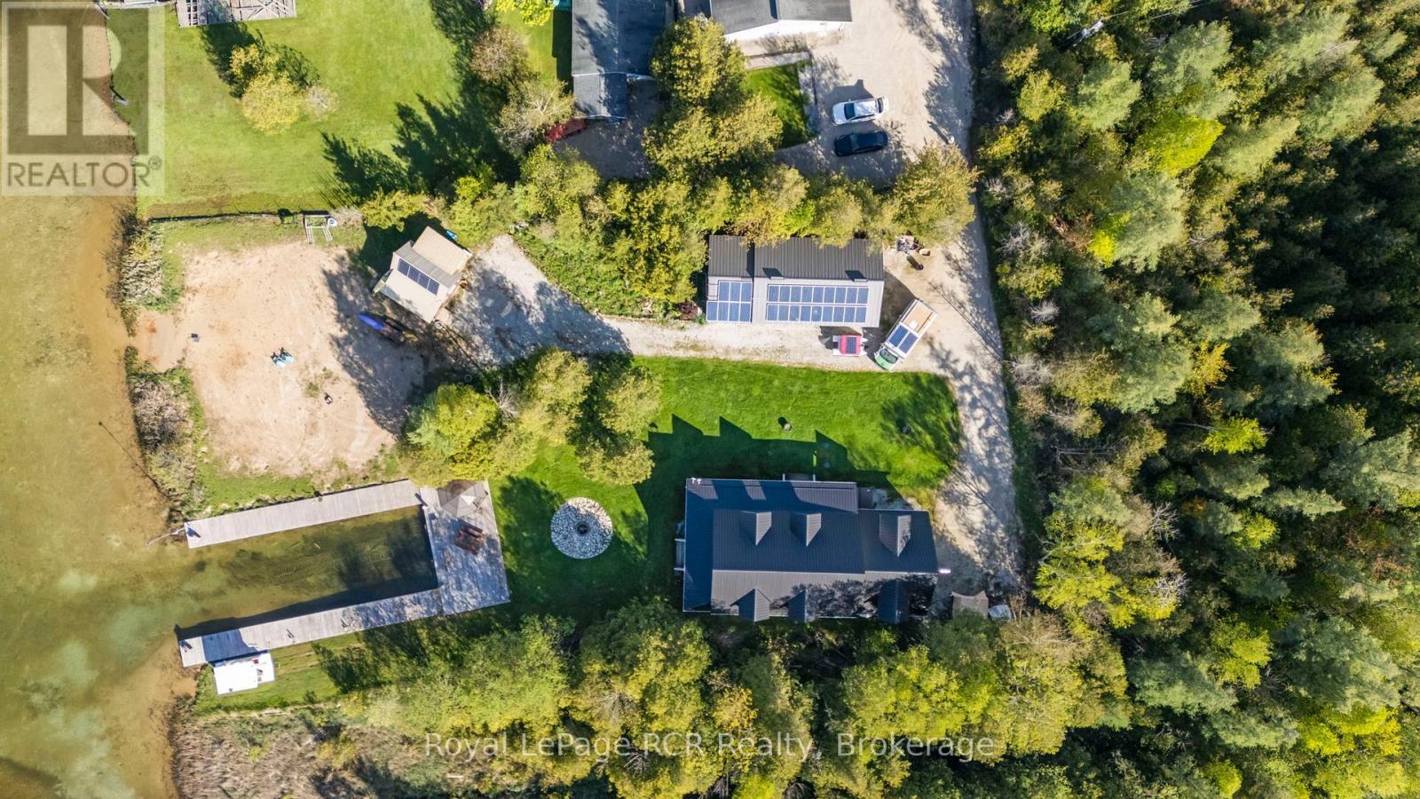 












149 GLENDALE AIRPORT ROAD

,
Chatsworth,




Ontario
N0H1R0


