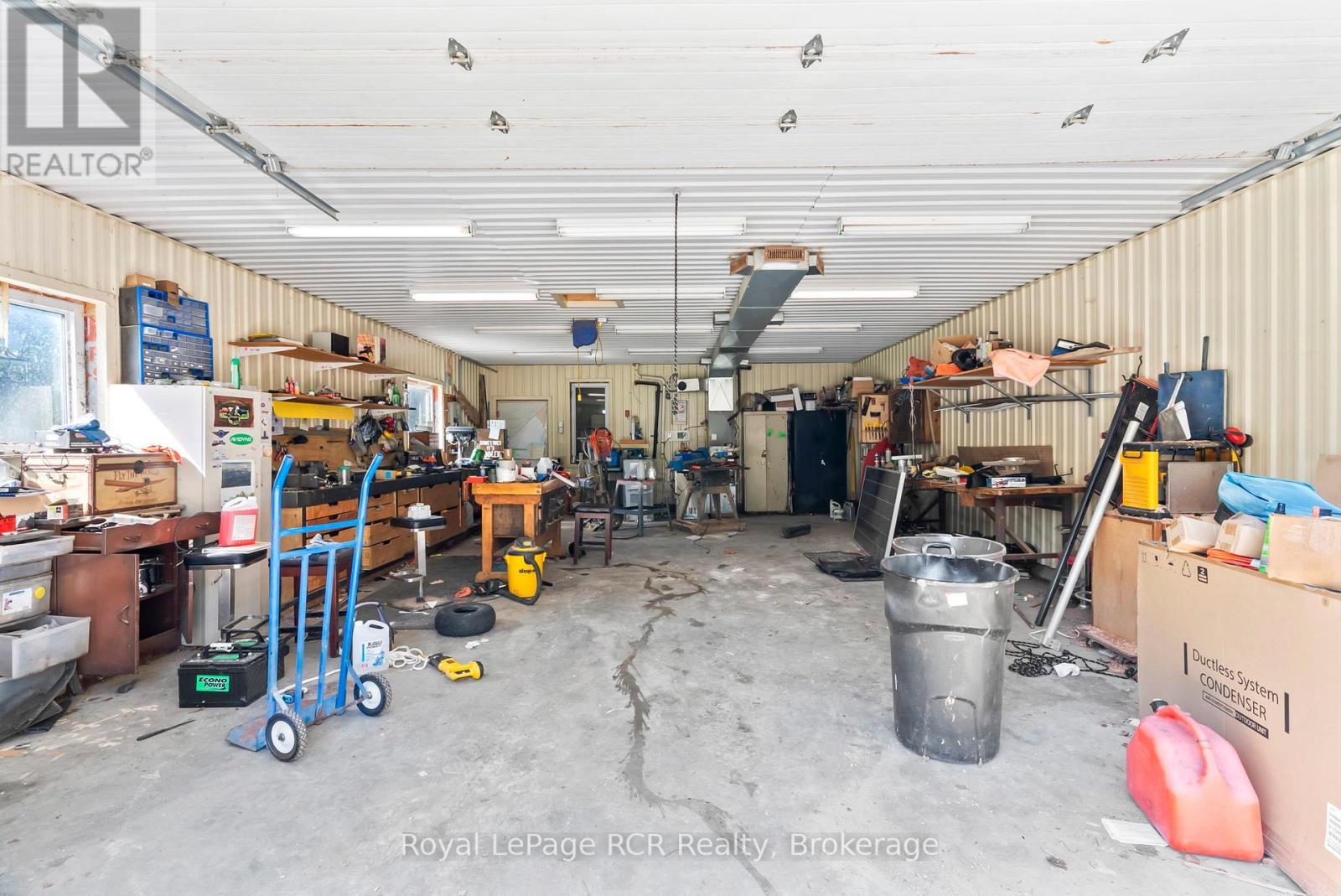 












149 GLENDALE AIRPORT ROAD

,
Chatsworth,




Ontario
N0H1R0

