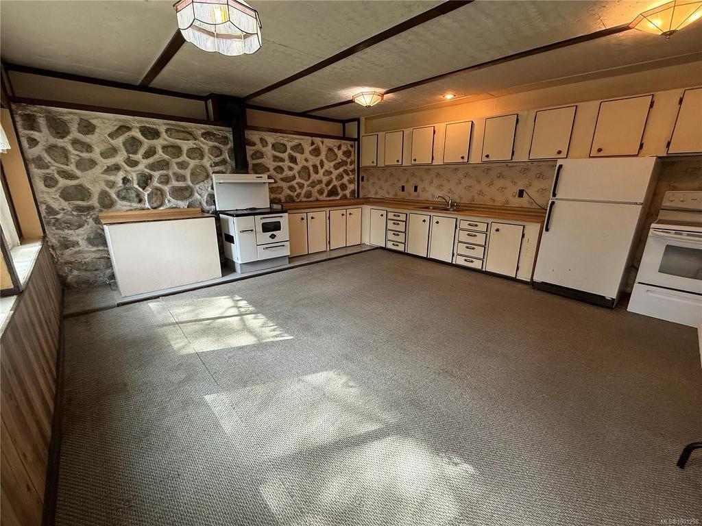 









6756


Doumont

Rd,
Nanaimo,




BC
V9T 6H1

