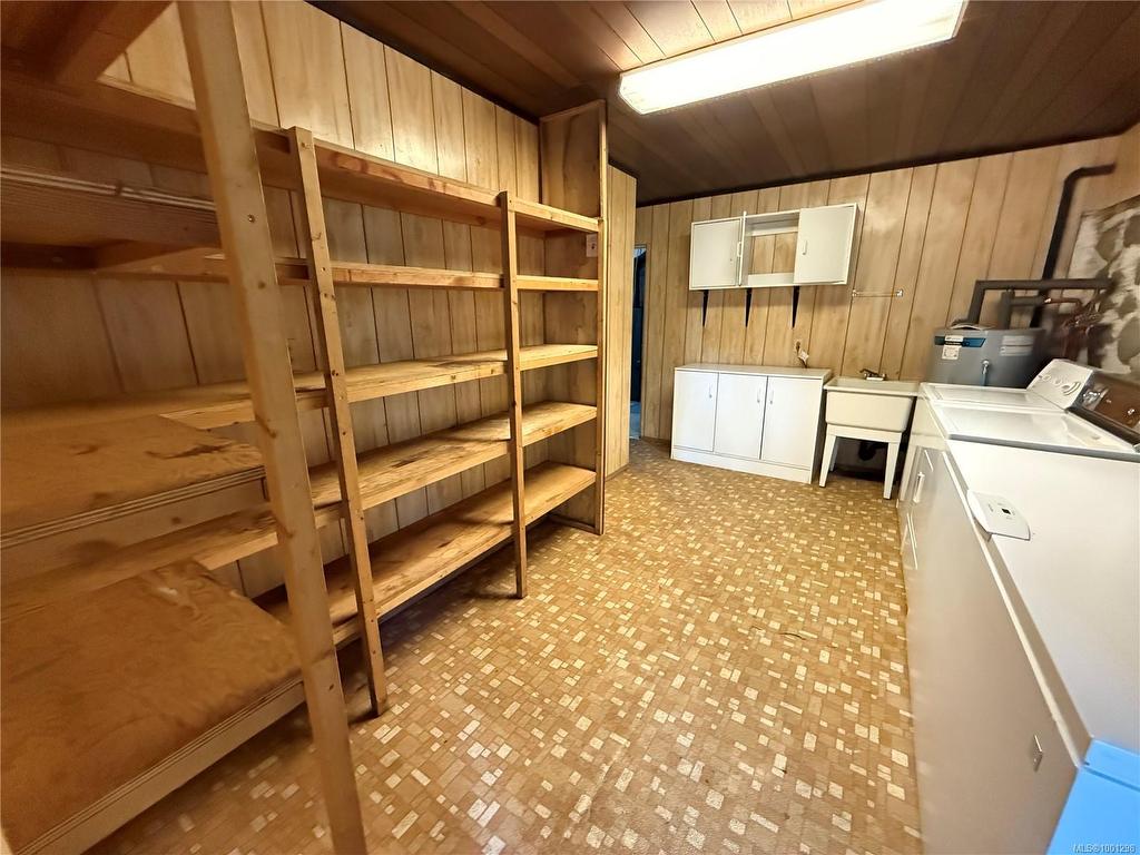 









6756


Doumont

Rd,
Nanaimo,




BC
V9T 6H1

