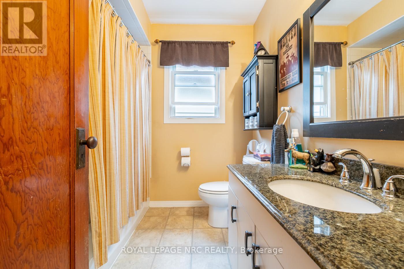 












80 CHETWOOD STREET

,
St. Catharines (Western Hill),




Ontario
L2S2A4

