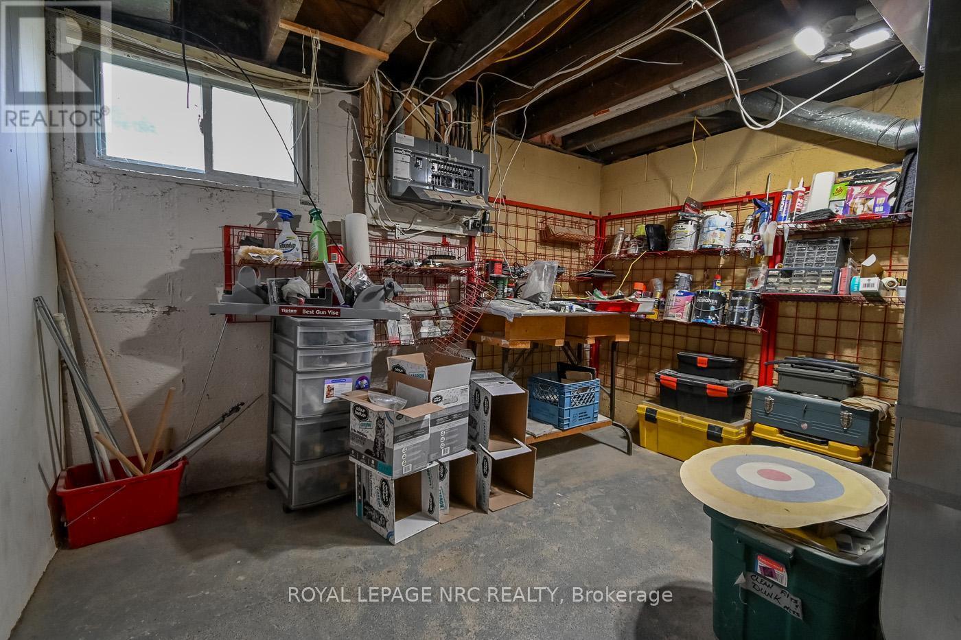 












80 CHETWOOD STREET

,
St. Catharines (Western Hill),




Ontario
L2S2A4

