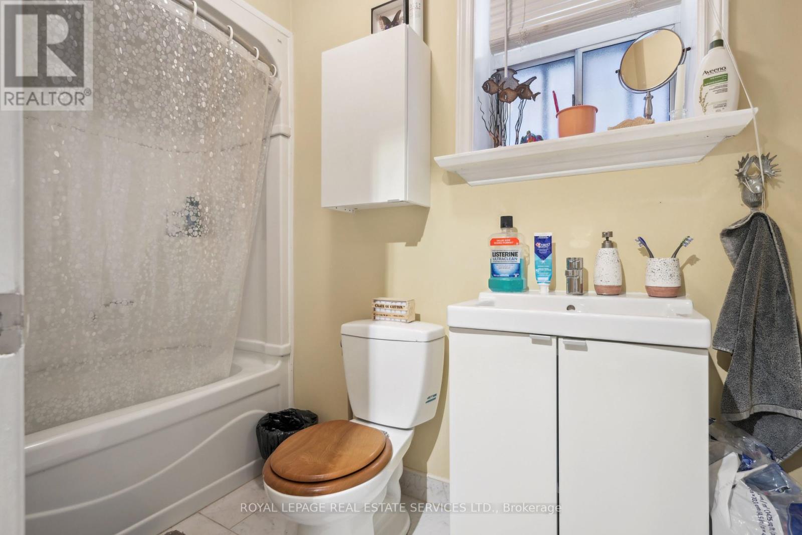 












60 MURRIE STREET

,
Toronto,




Ontario
M8V1X7

