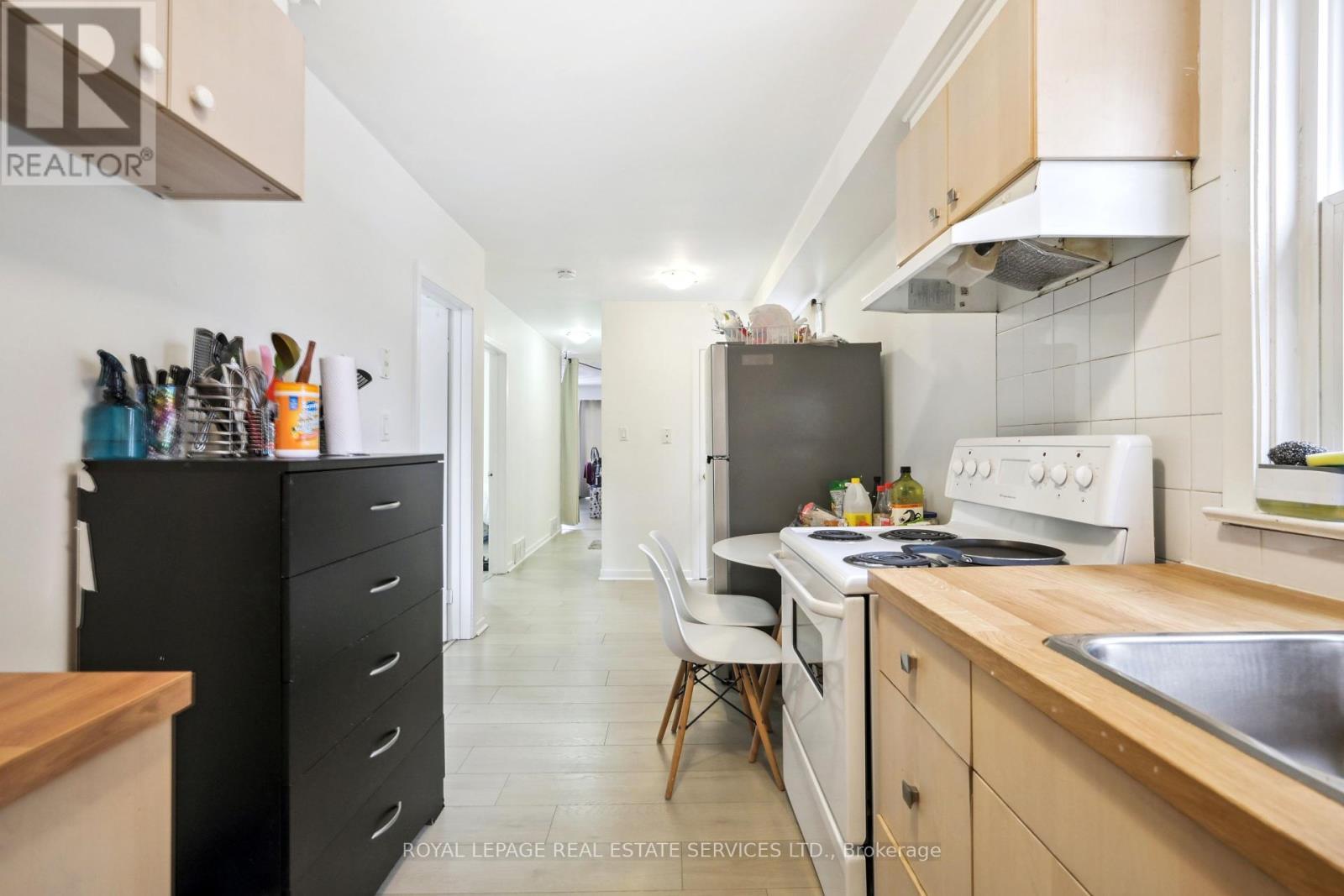 












60 MURRIE STREET

,
Toronto,




Ontario
M8V1X7

