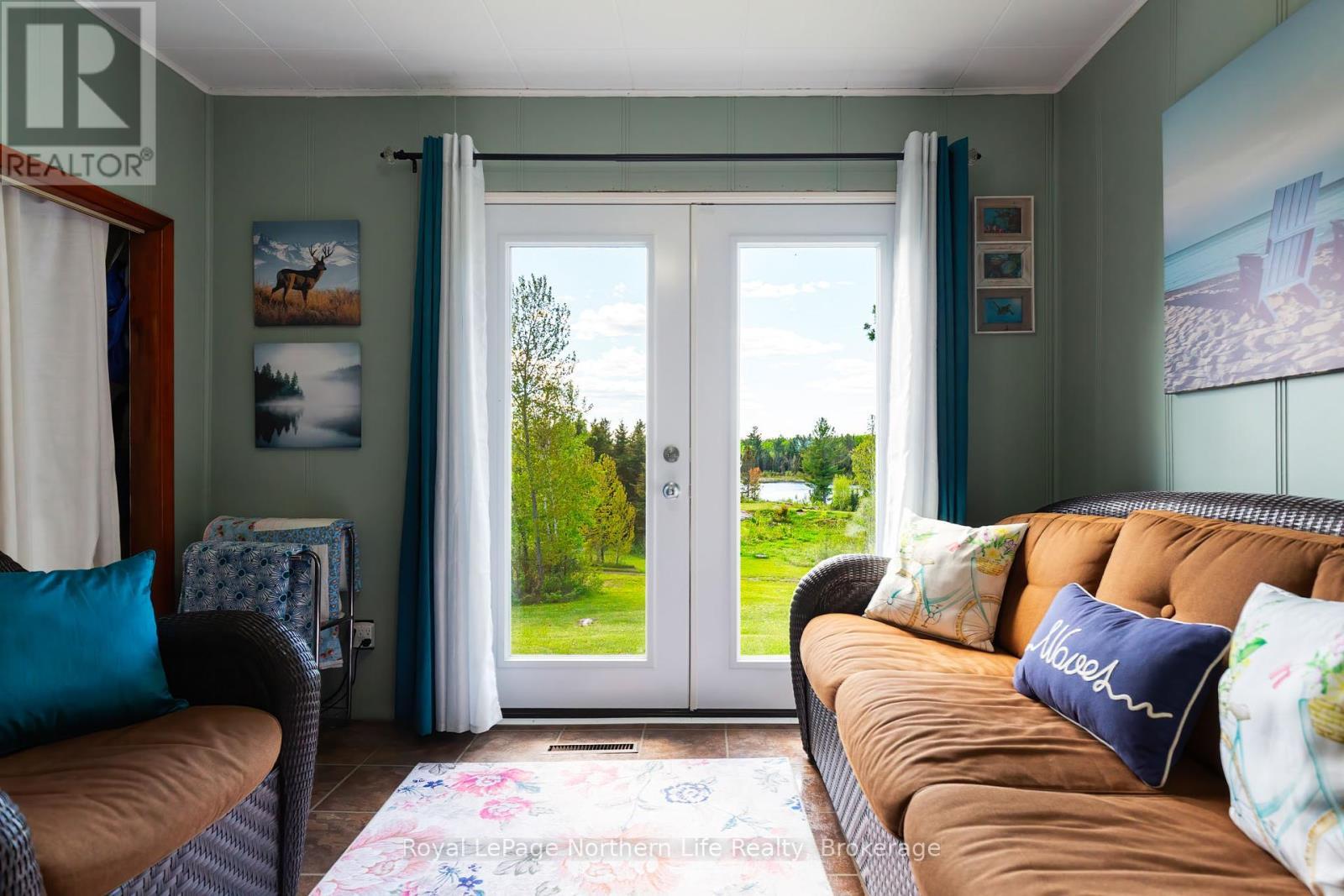 












81 BEAR LAKE ROAD

,
West Nipissing (Verner),




Ontario
P0H2M0

