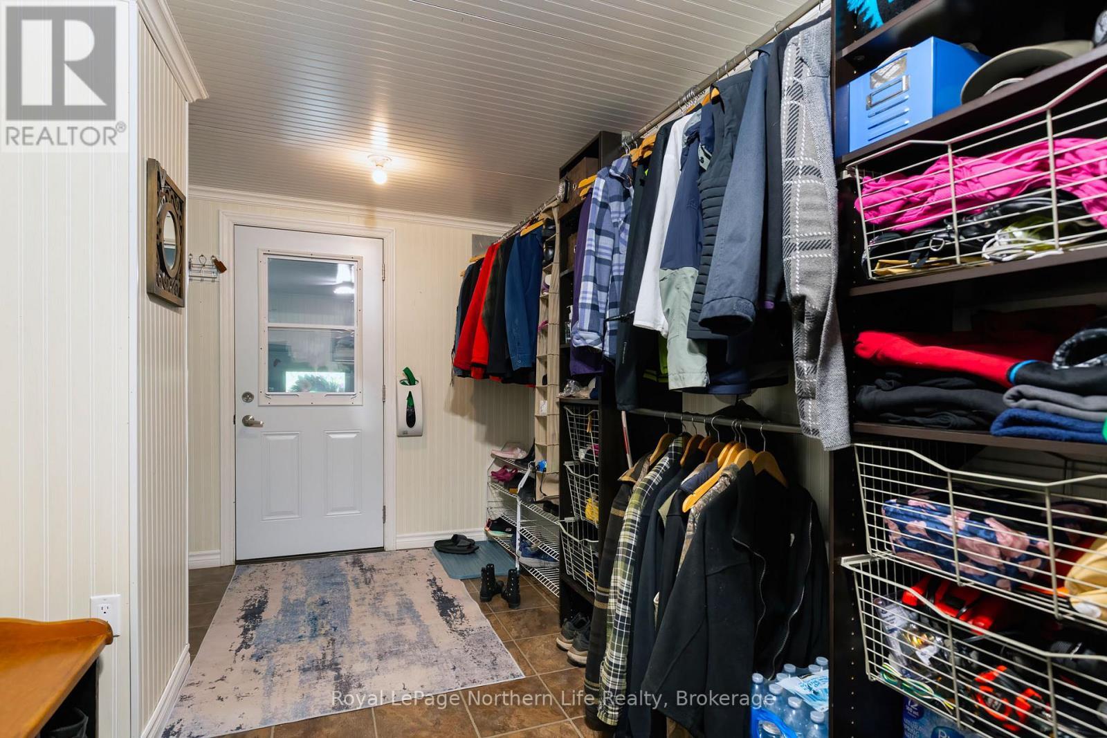 












81 BEAR LAKE ROAD

,
West Nipissing (Verner),




Ontario
P0H2M0

