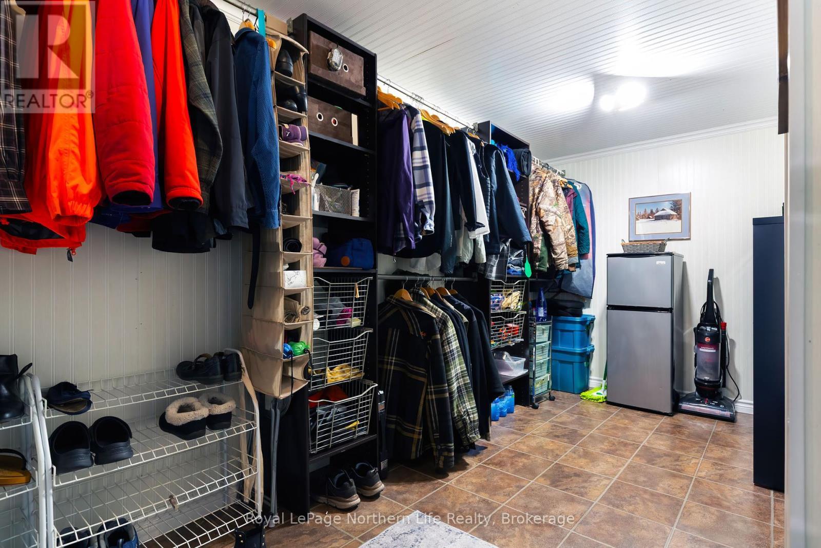 












81 BEAR LAKE ROAD

,
West Nipissing (Verner),




Ontario
P0H2M0

