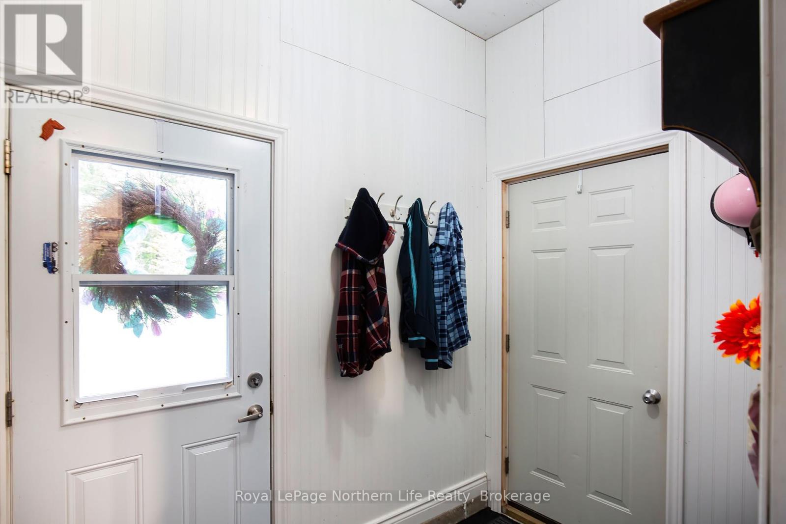 












81 BEAR LAKE ROAD

,
West Nipissing (Verner),




Ontario
P0H2M0

