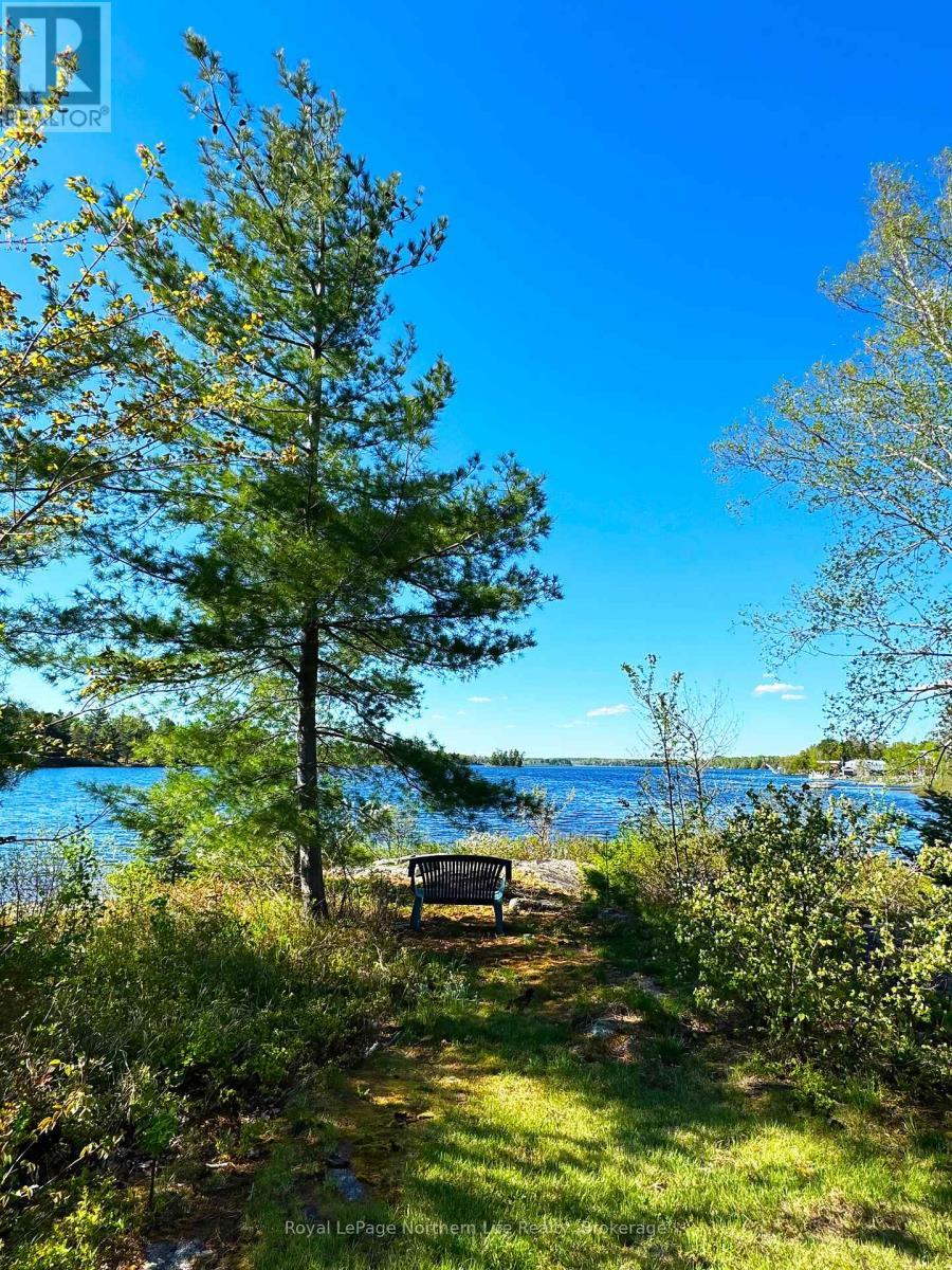 












81 BEAR LAKE ROAD

,
West Nipissing (Verner),




Ontario
P0H2M0


