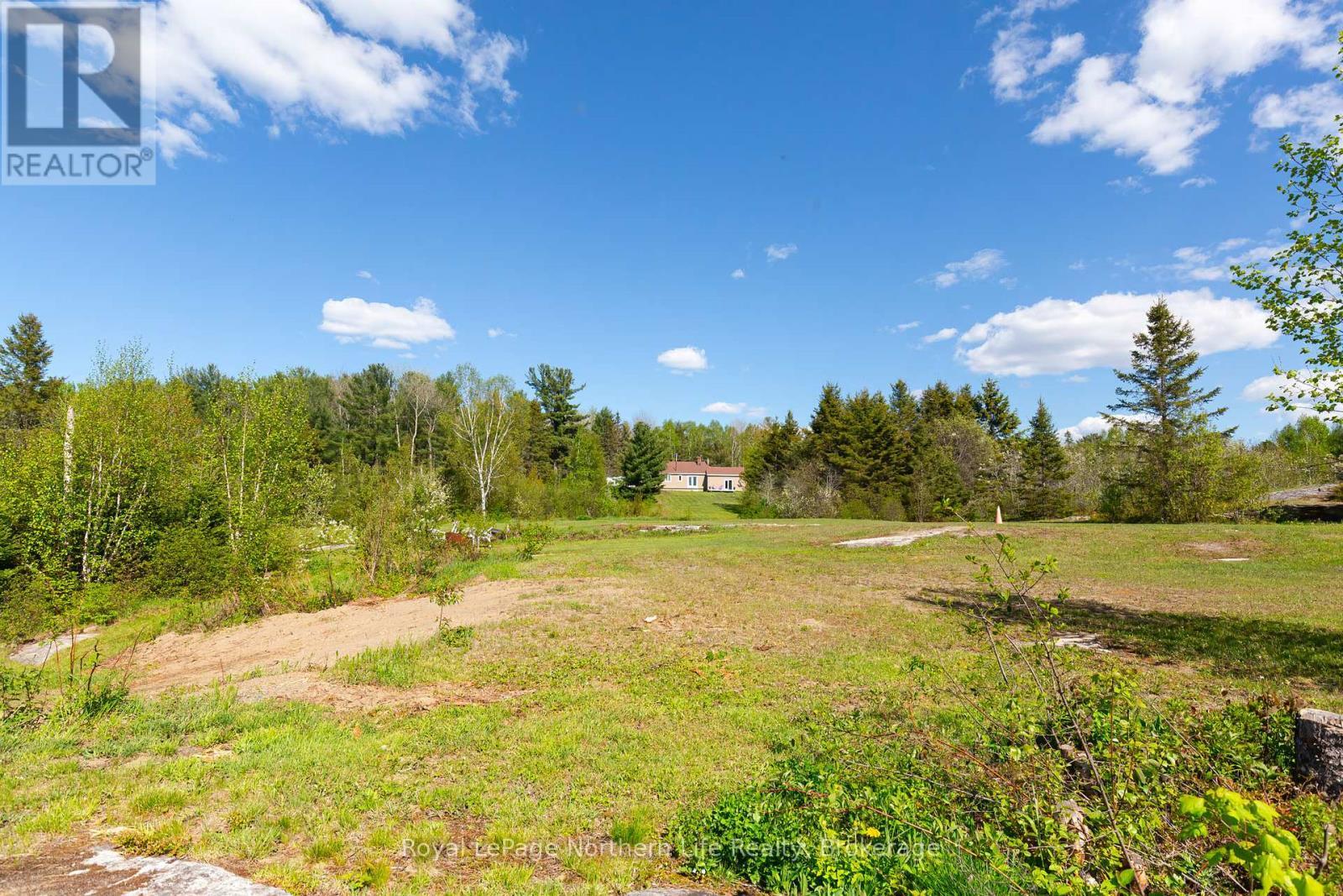 












81 BEAR LAKE ROAD

,
West Nipissing (Verner),




Ontario
P0H2M0

