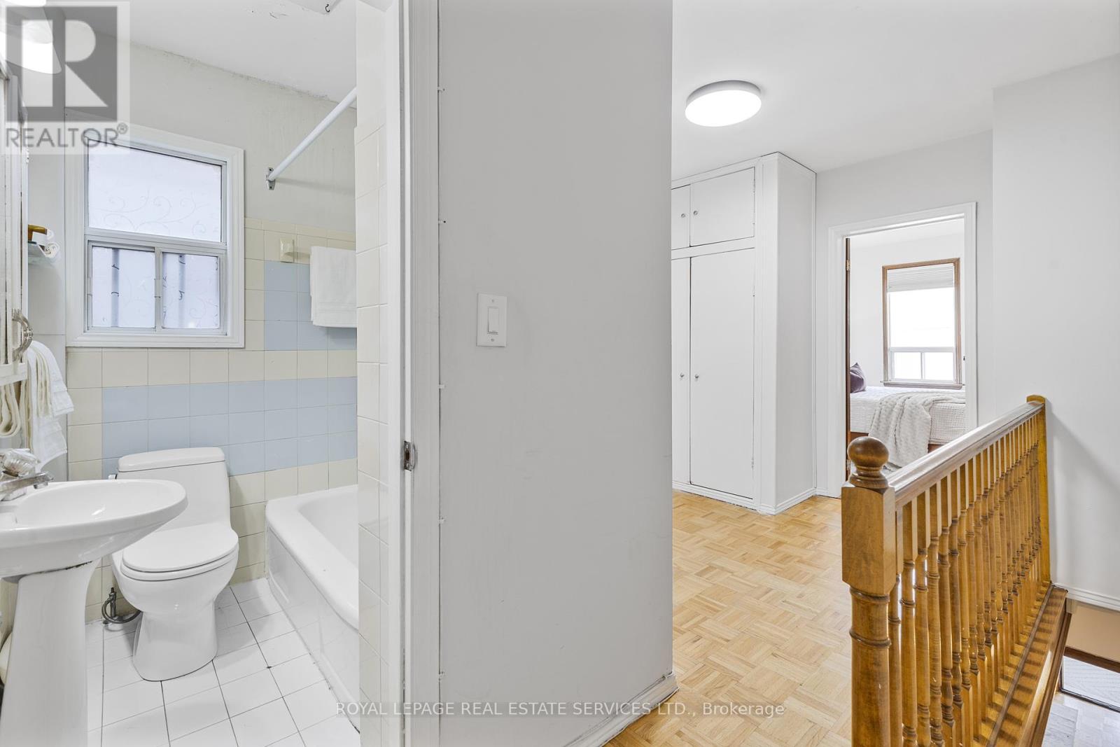 












195 ISLINGTON AVENUE

,
Toronto,




Ontario
M8V3B8

