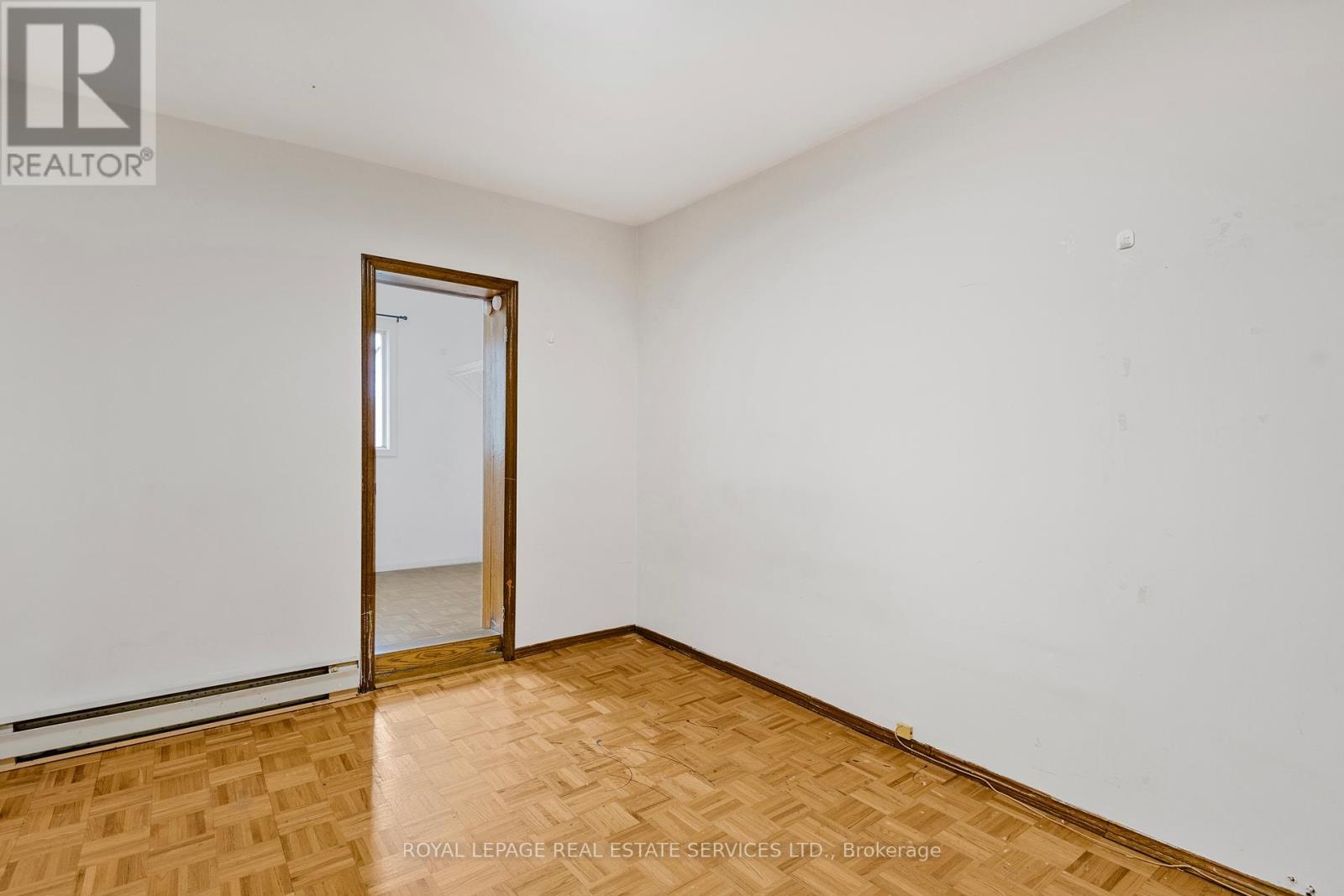 












195 ISLINGTON AVENUE

,
Toronto,




Ontario
M8V3B8


