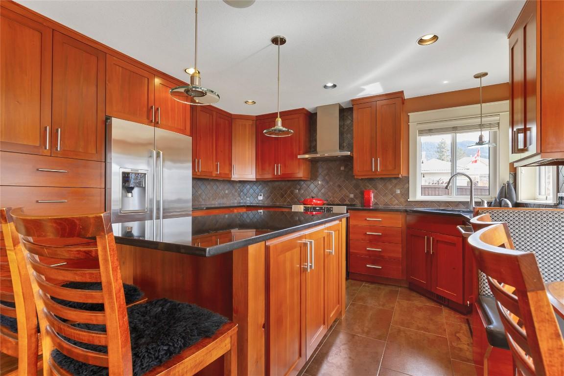 









335


Marmot

Court,
Vernon,




BC
V1B 2W8

