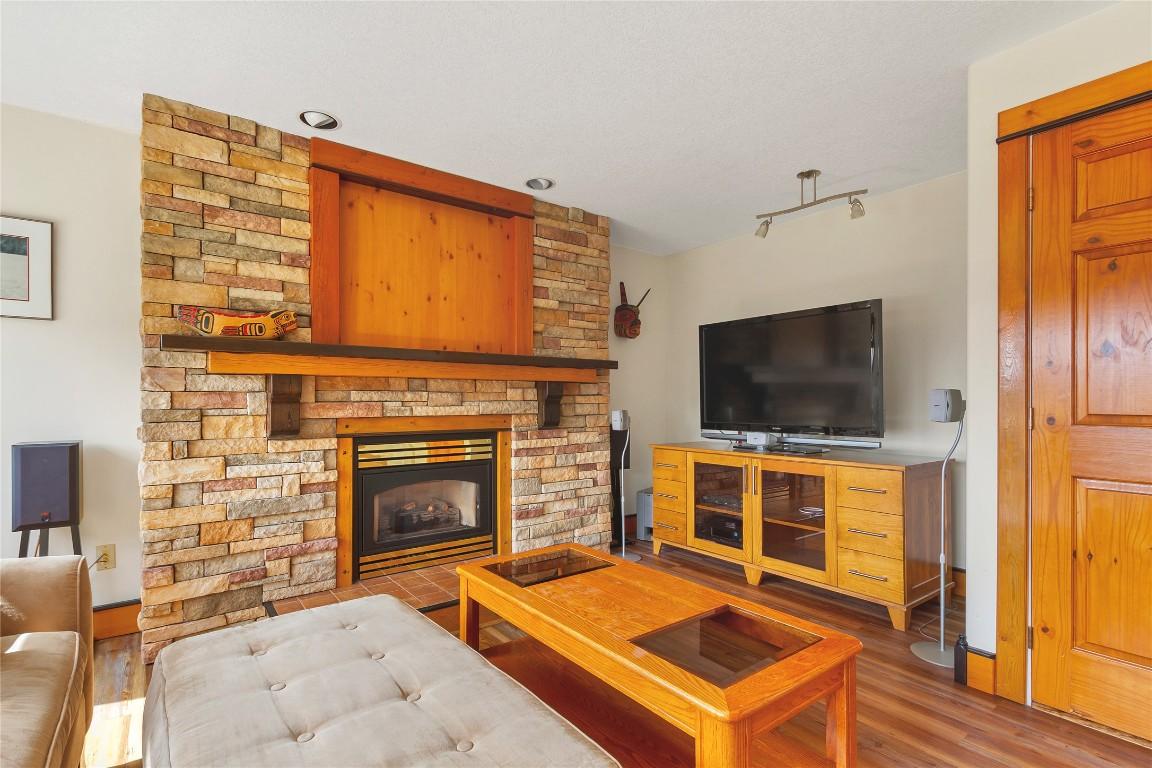 









335


Marmot

Court,
Vernon,




BC
V1B 2W8

