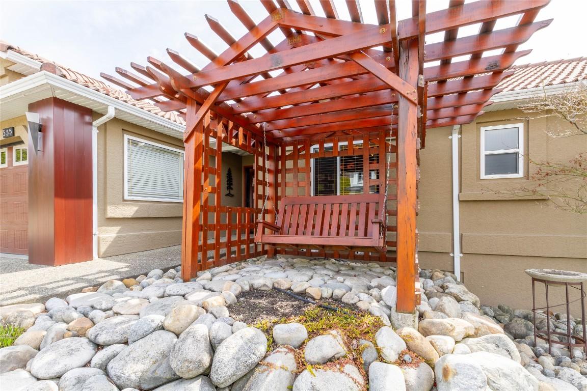 









335


Marmot

Court,
Vernon,




BC
V1B 2W8

