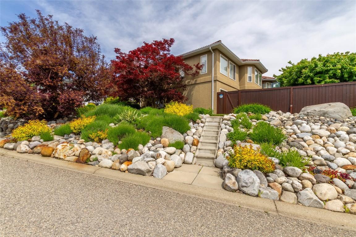 









335


Marmot

Court,
Vernon,




BC
V1B 2W8

