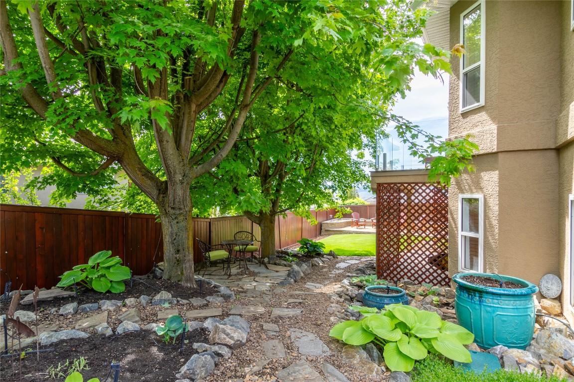 









335


Marmot

Court,
Vernon,




BC
V1B 2W8

