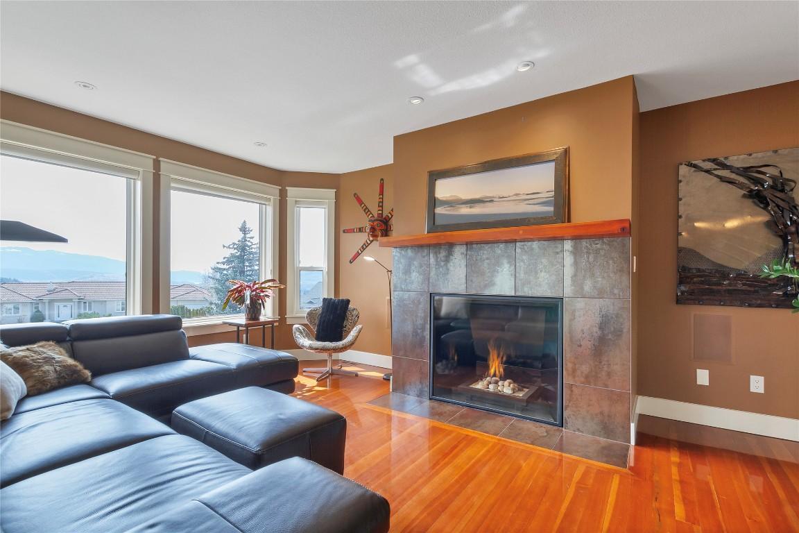 









335


Marmot

Court,
Vernon,




BC
V1B 2W8

