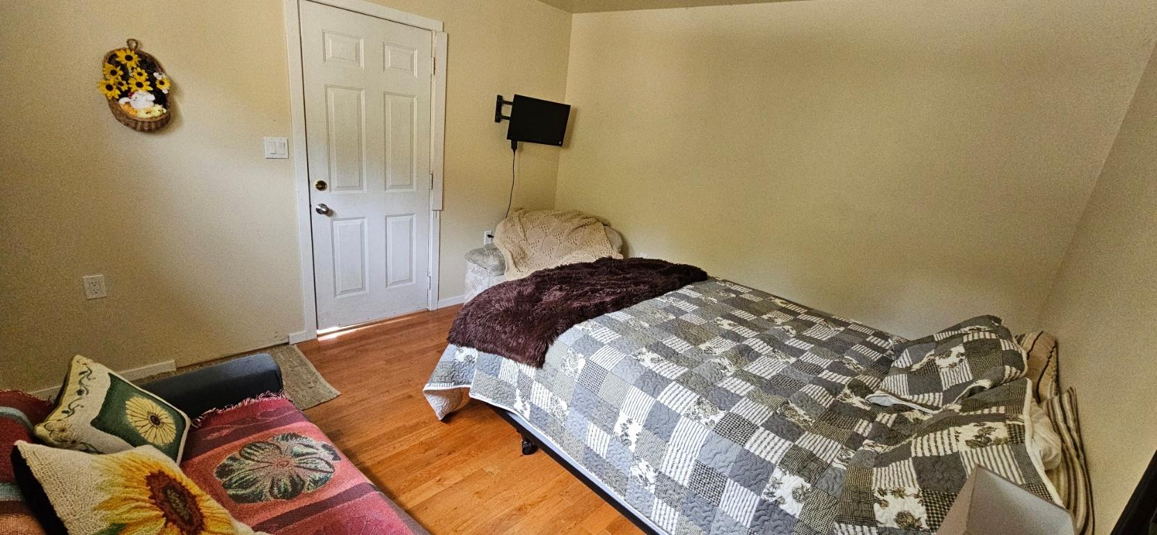 









4932


Aspen

Road,
Wasa,




BC
V0B 2K0

