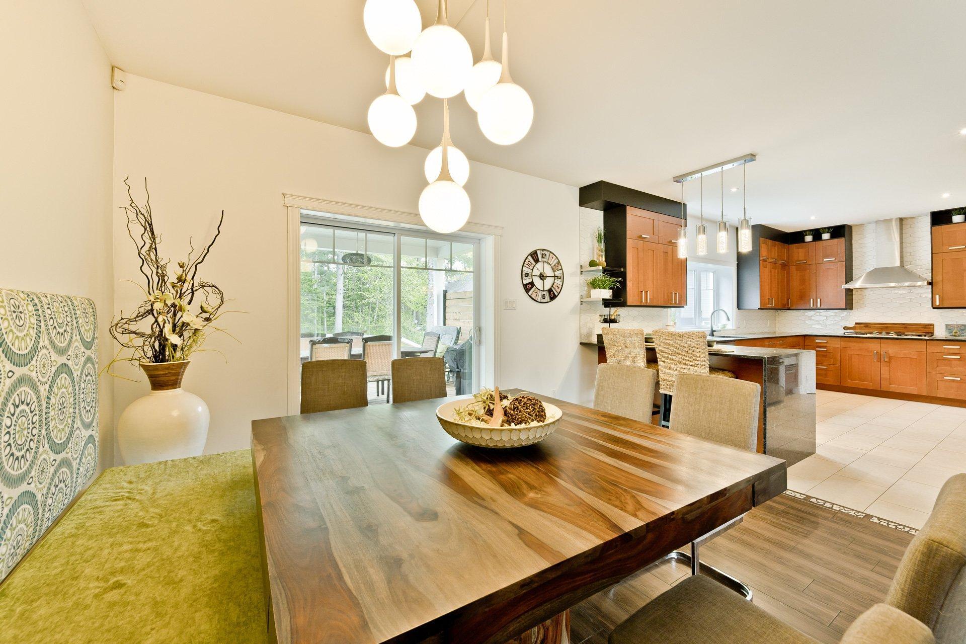 









11


Rue des Mésanges

,
Saint-François-Xavier-de-Brompton,




QC
J0B2V0

