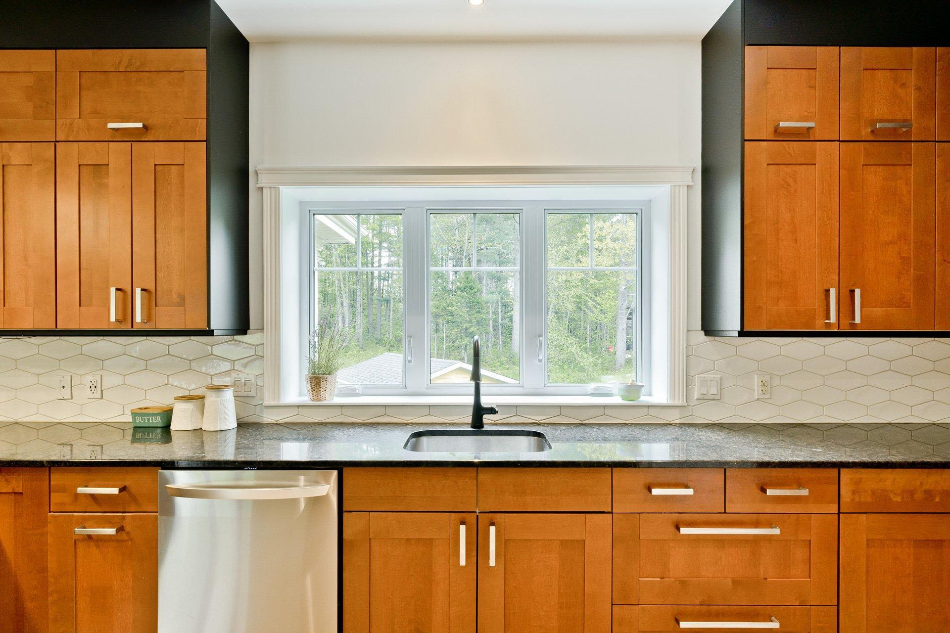 









11


Rue des Mésanges

,
Saint-François-Xavier-de-Brompton,




QC
J0B2V0


