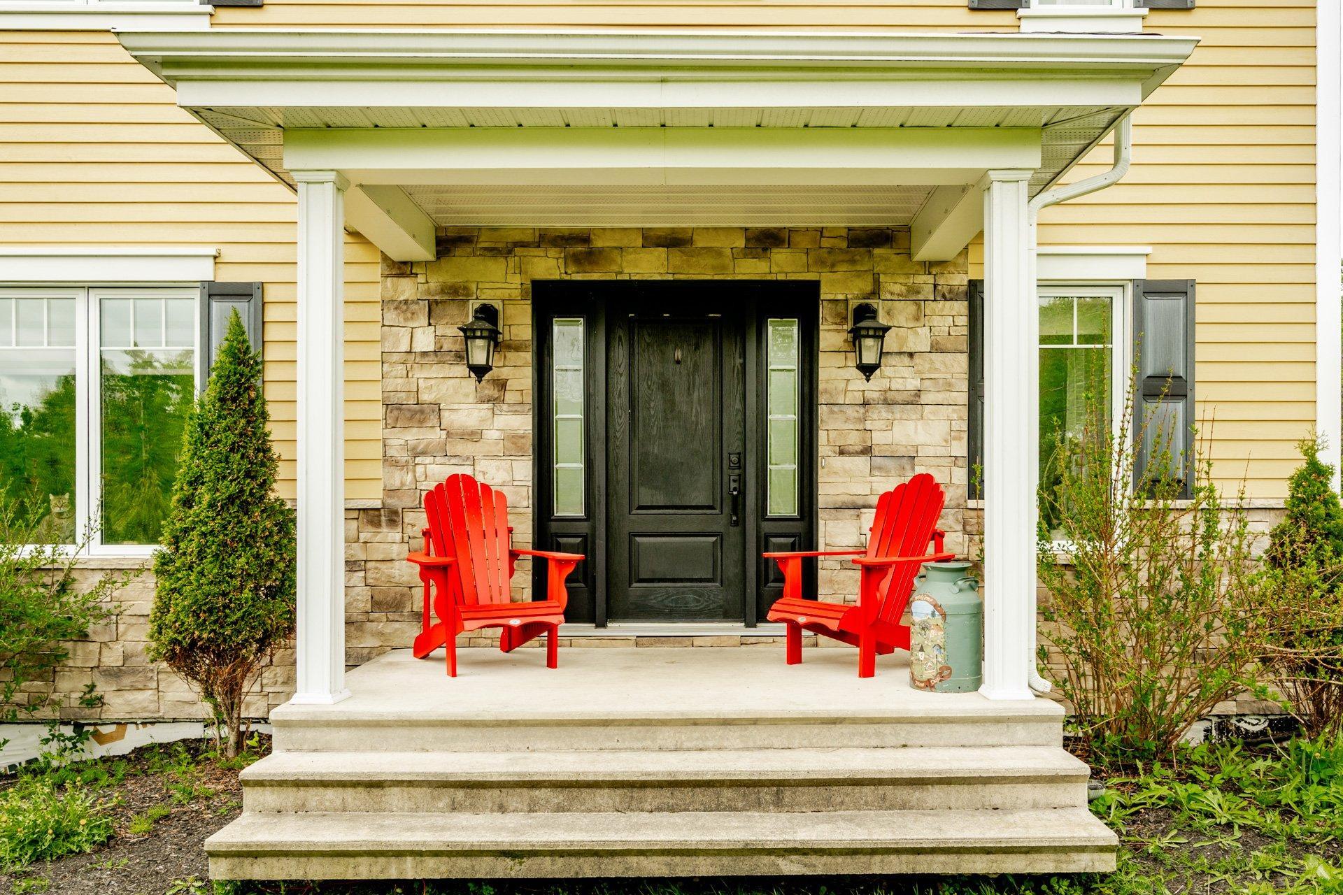 









11


Rue des Mésanges

,
Saint-François-Xavier-de-Brompton,




QC
J0B2V0


