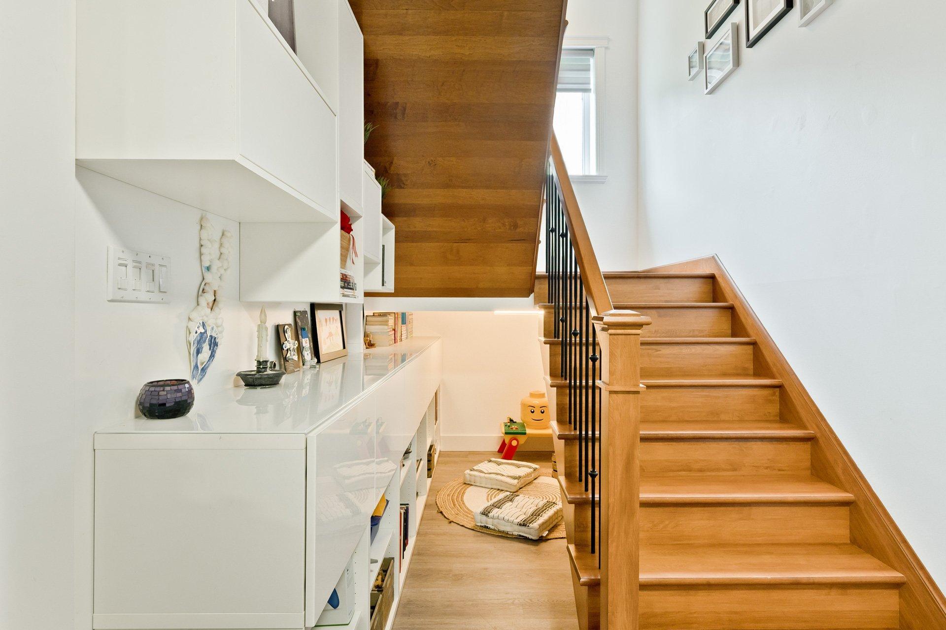 









11


Rue des Mésanges

,
Saint-François-Xavier-de-Brompton,




QC
J0B2V0

