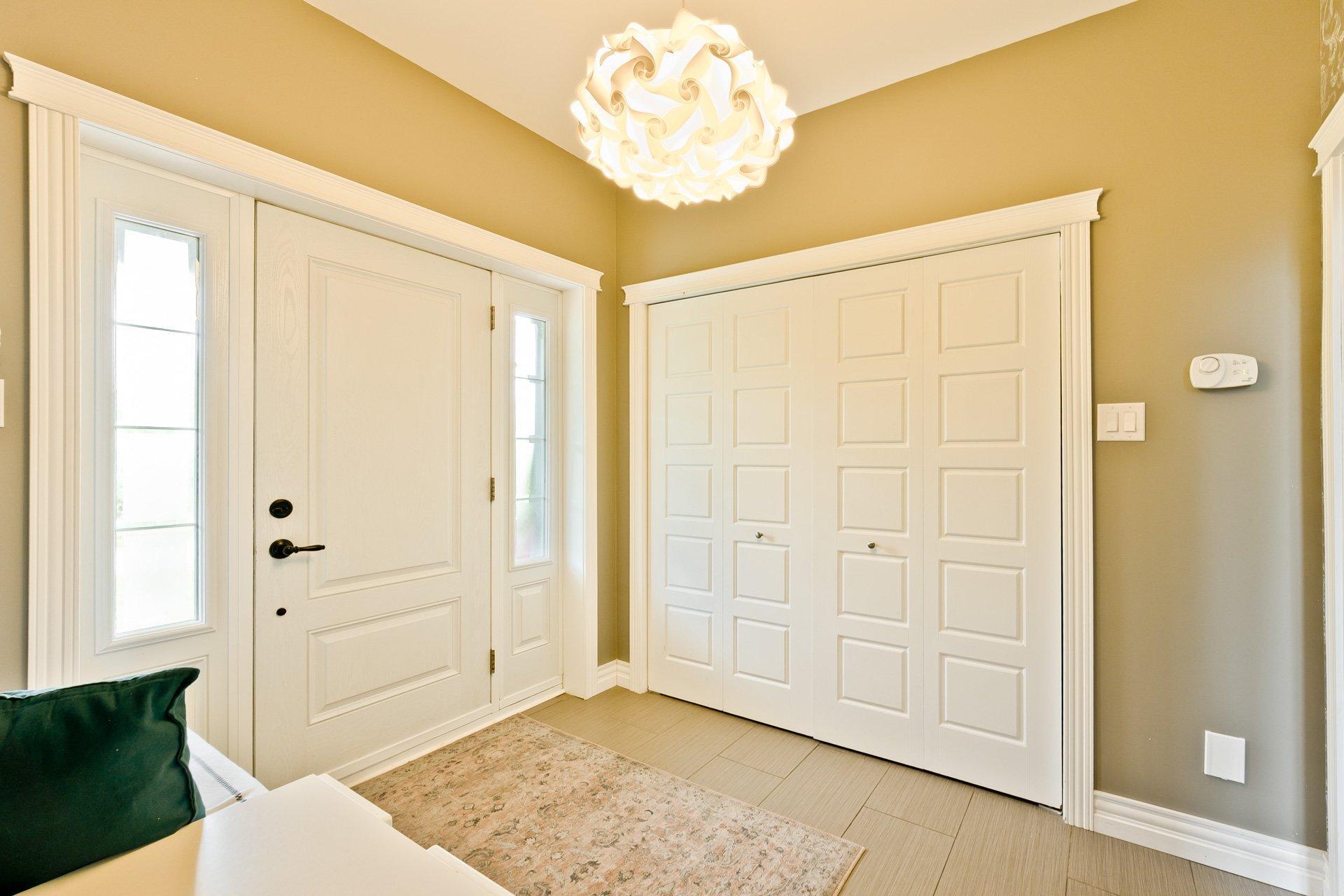 









11


Rue des Mésanges

,
Saint-François-Xavier-de-Brompton,




QC
J0B2V0

