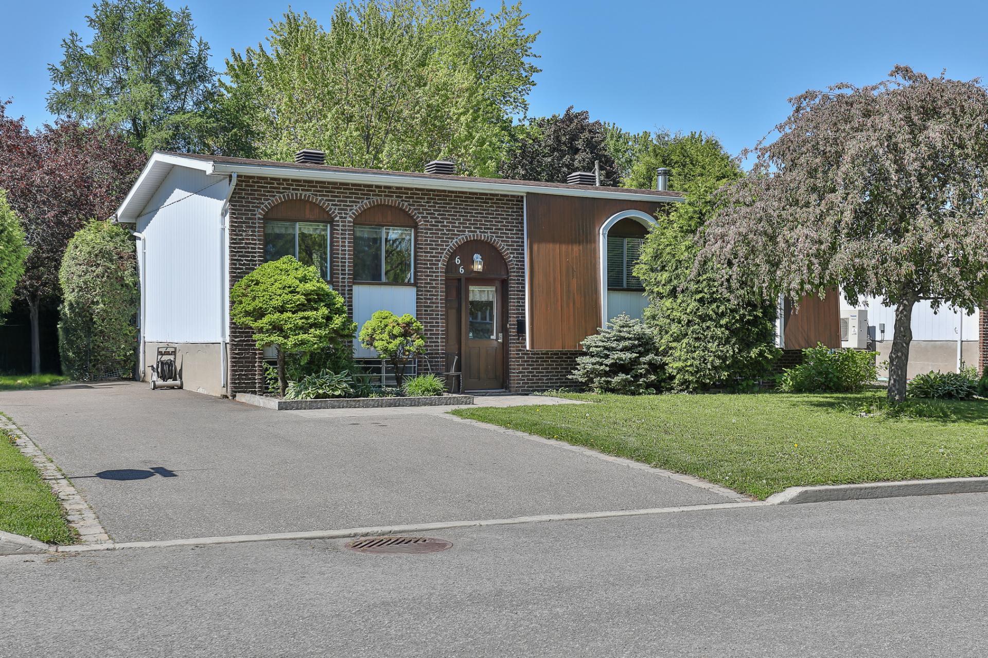 









66


Rue de Lucerne

,
Repentigny (Repentigny),




QC
J6A5B7

