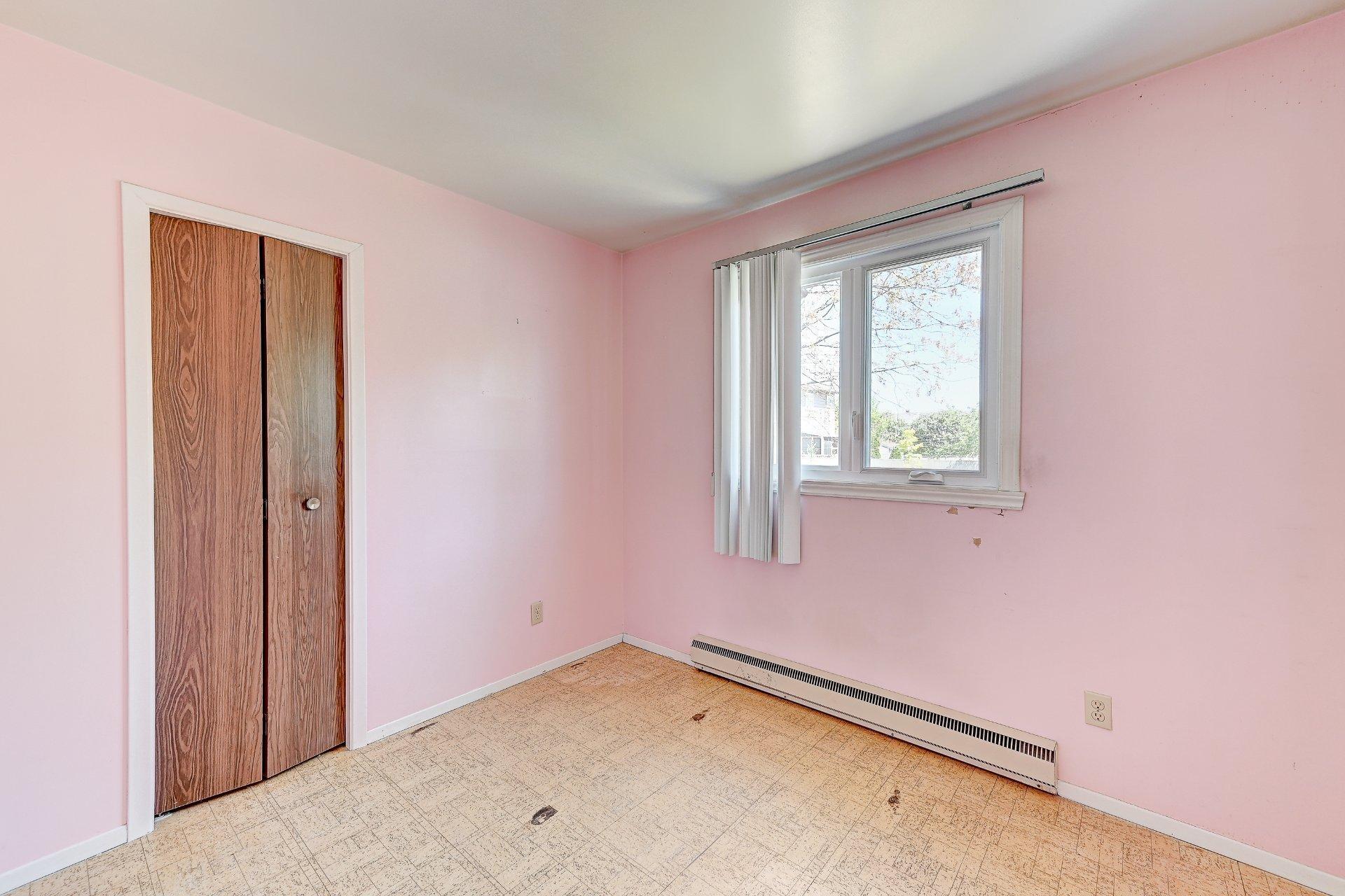 









139


Rue Cusson

,
Delson,




QC
J5B1M5

