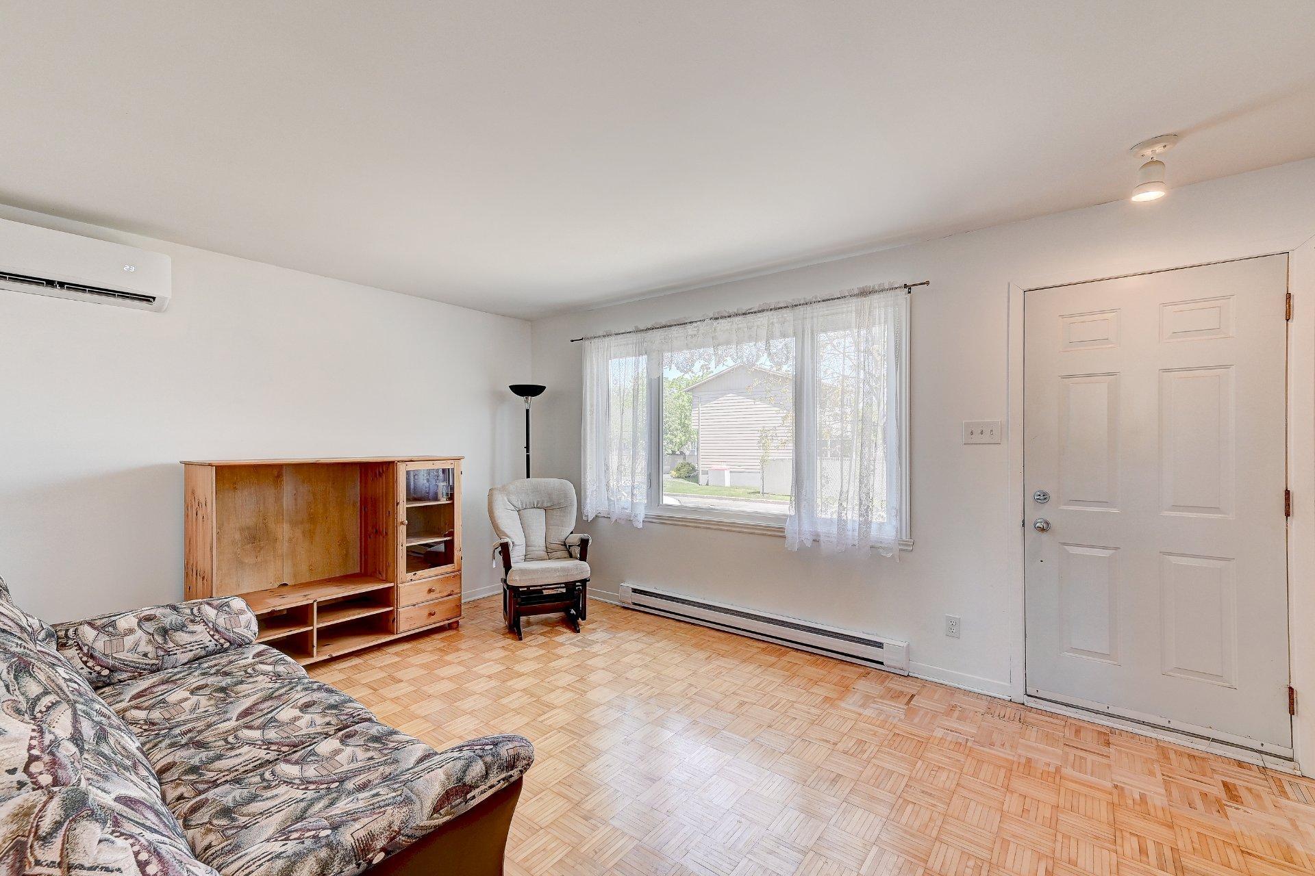 









139


Rue Cusson

,
Delson,




QC
J5B1M5

