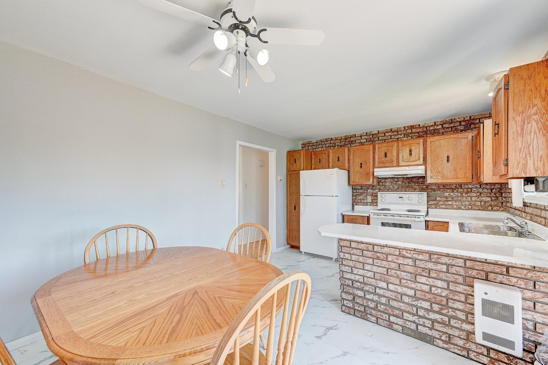 









139


Rue Cusson

,
Delson,




QC
J5B1M5

