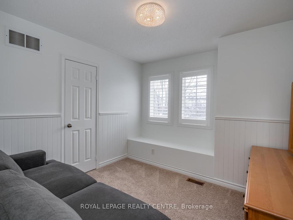 









2418


Baintree

Crescent,
Oakville,




ON
L6M 4W9

