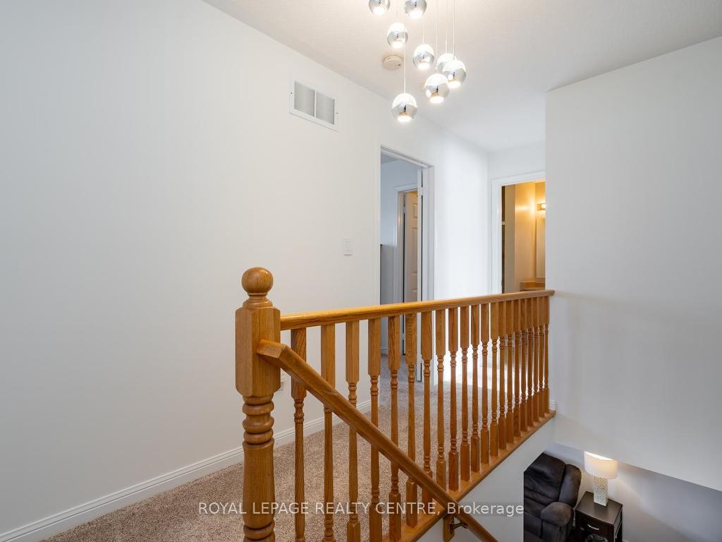 









2418


Baintree

Crescent,
Oakville,




ON
L6M 4W9

