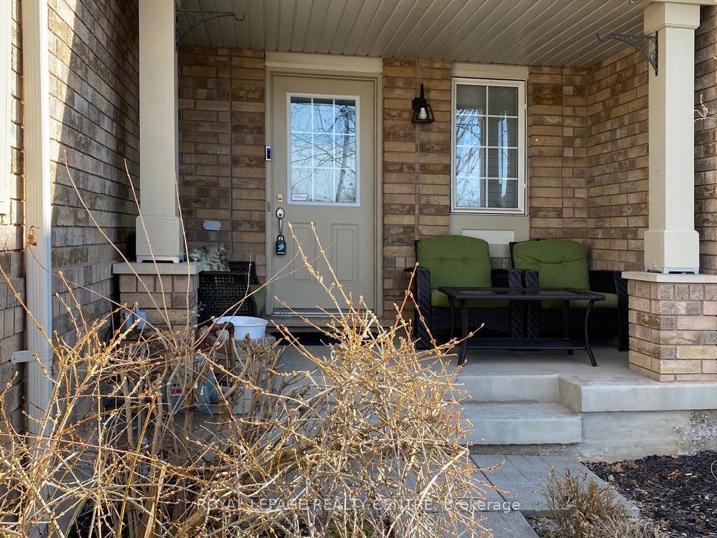 









2418


Baintree

Crescent,
Oakville,




ON
L6M 4W9

