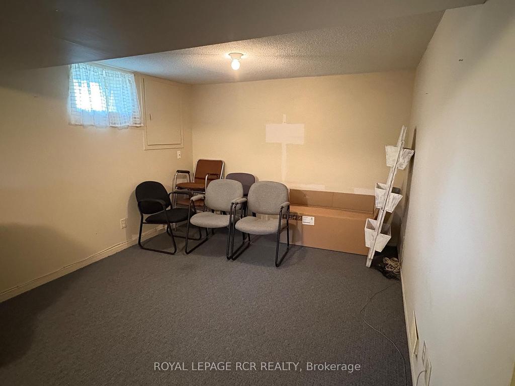 









452


Victoria

Street East,
New Tecumseth,




ON
L9R 1J8


