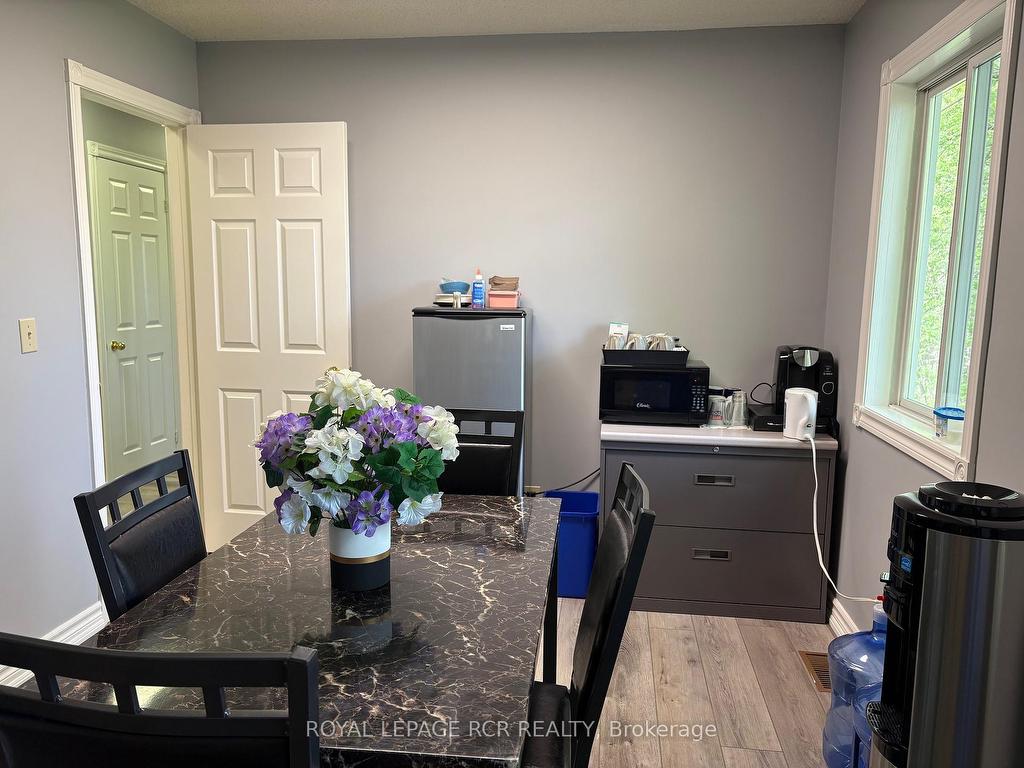 









452


Victoria

Street East,
New Tecumseth,




ON
L9R 1J8

