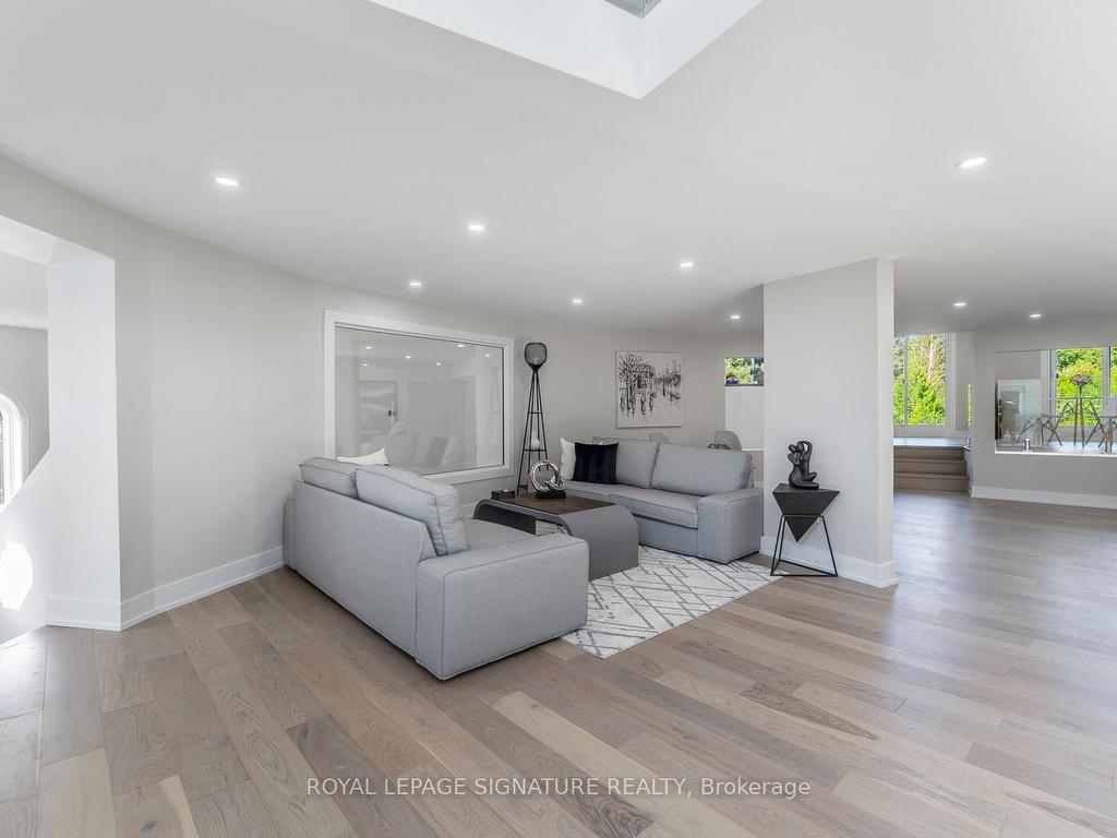 









21375


Brock

Road,
Georgina,




ON
L0E 1N0

