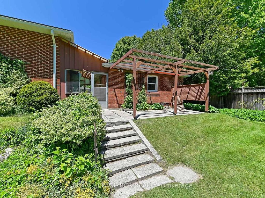 









28


Parsons

Avenue,
Caledon,




ON
L7C 1G1

