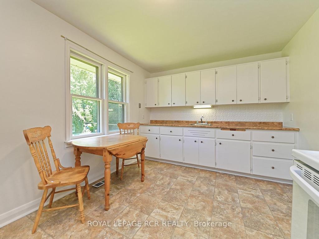 









28


Parsons

Avenue,
Caledon,




ON
L7C 1G1

