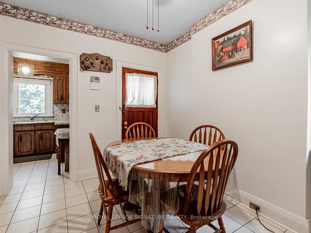









55


Pinewood

Avenue,
Toronto,




ON
M6C 2V2

