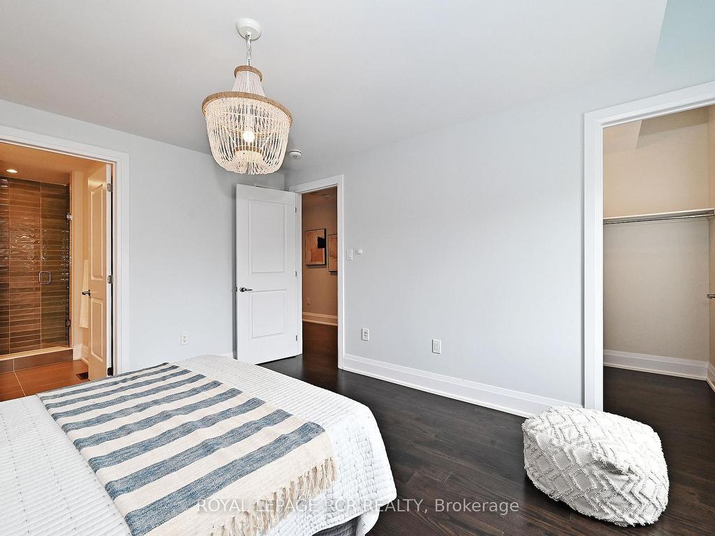 









240


Conklin

Crescent,
Aurora,




ON
L4G 0Z4


