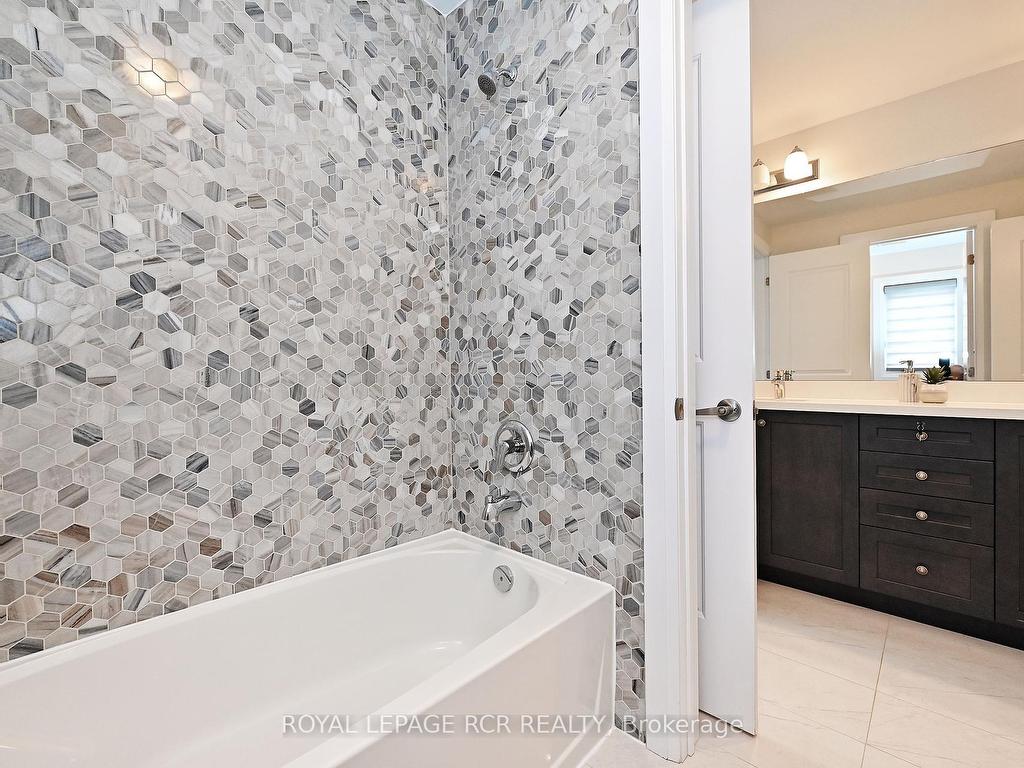 









240


Conklin

Crescent,
Aurora,




ON
L4G 0Z4


