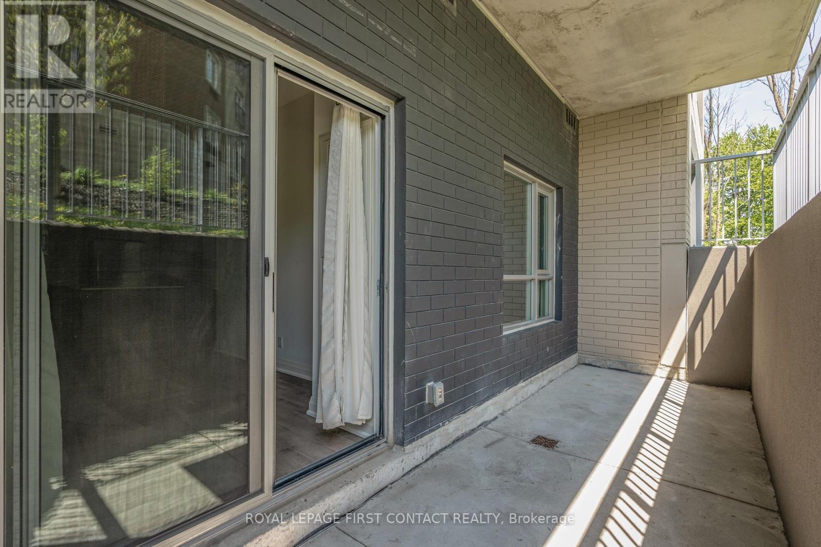 












106 - 58 LAKESIDE TERRACE

,
Barrie,




Ontario
L4M0H9

